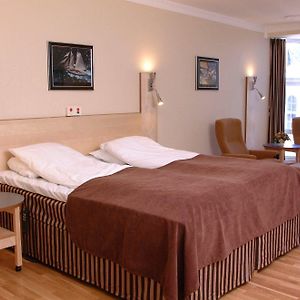 Familien-Zimmer